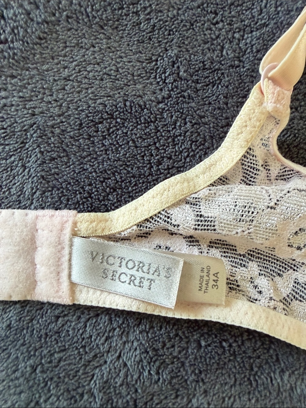 Victoria’s Secret Lace Push-Up Bra - Light Pink - Picture 5 of 6